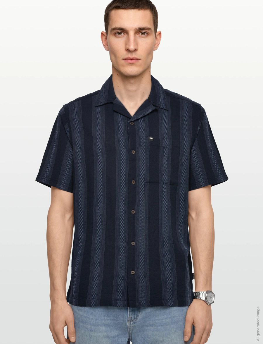 Rip Curl - CLASSIC SURF WEAVER S/S SHIRT - oberteile & t-shirts - dark navy - 3