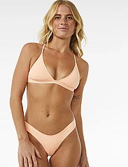 Rip Curl - CLASSIC SURF XBACK TRI - bikinis med trekantform - bright peach - 5