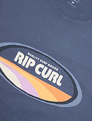 Rip Curl - SURF REVIVAL MUMMA TEE - laveste priser - washed navy - 6