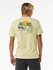 Rip Curl - KEEP ON TRUCKING TEE - short-sleeved t-shirts - vintage yellow - 3