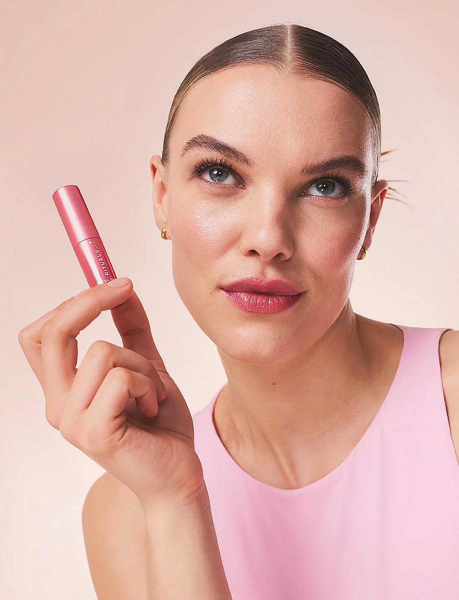 Rituals - Ultra Shine Gloss Stick - redo för date night - cheeky - 4