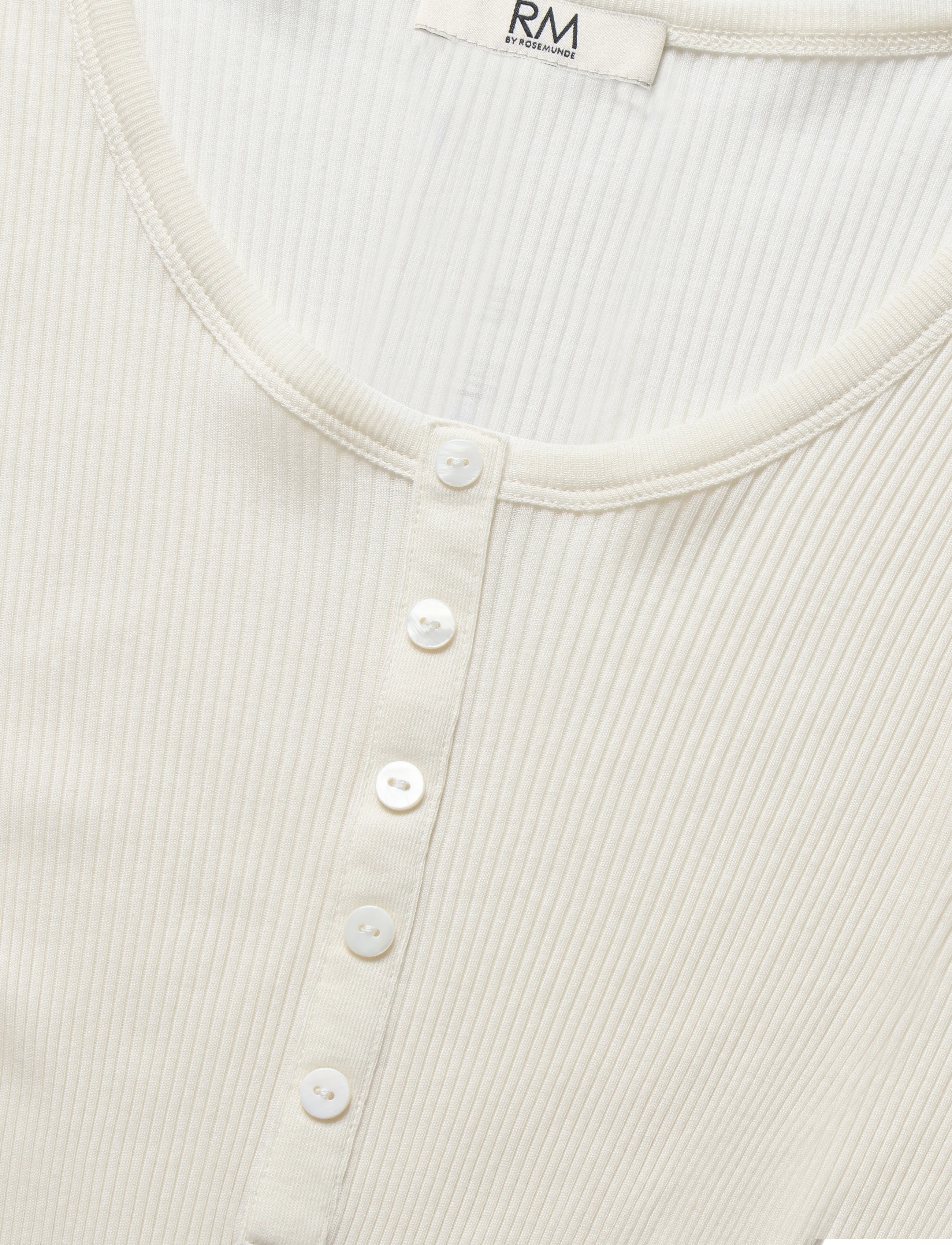RM By Rosemunde - RMWBalta Modal LS Placket T-shirt - pikkade varrukatega alussärgid - ivory - 2
