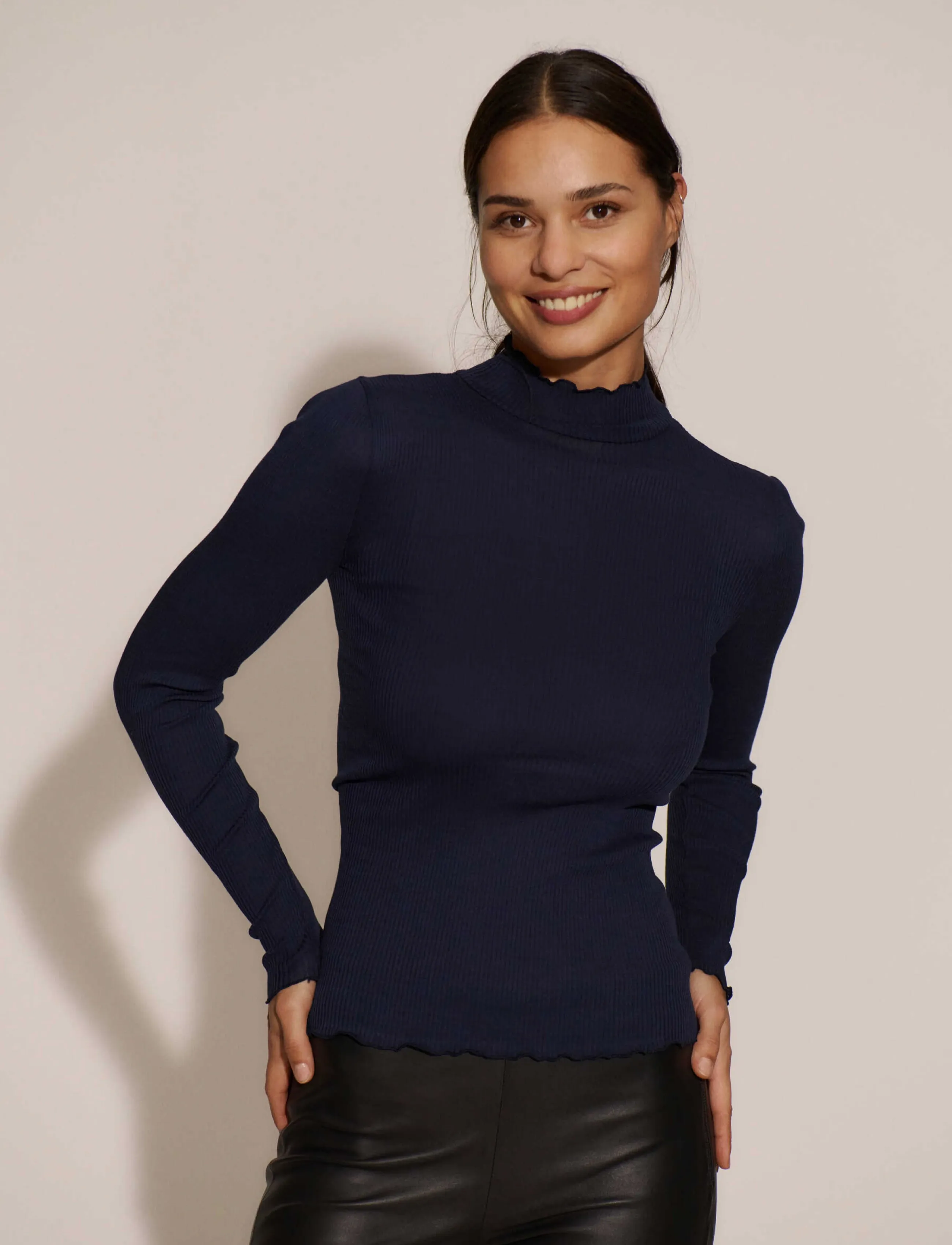 RM By Rosemunde - RMWBalta Modal LS T-neck T-shirt - efterårstøj - navy - 0
