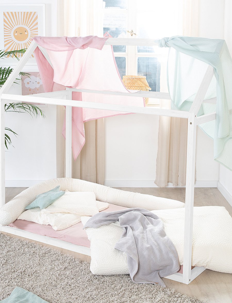 ROBA - Sustainable Montessori House Bed 70 x 140 cm - Solid Wood - kinderbetten & zubehör - white - 0