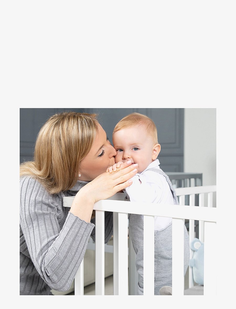 ROBA - Playpen 75 x 100 roba Style with mattress - hällid - white & grey - 3