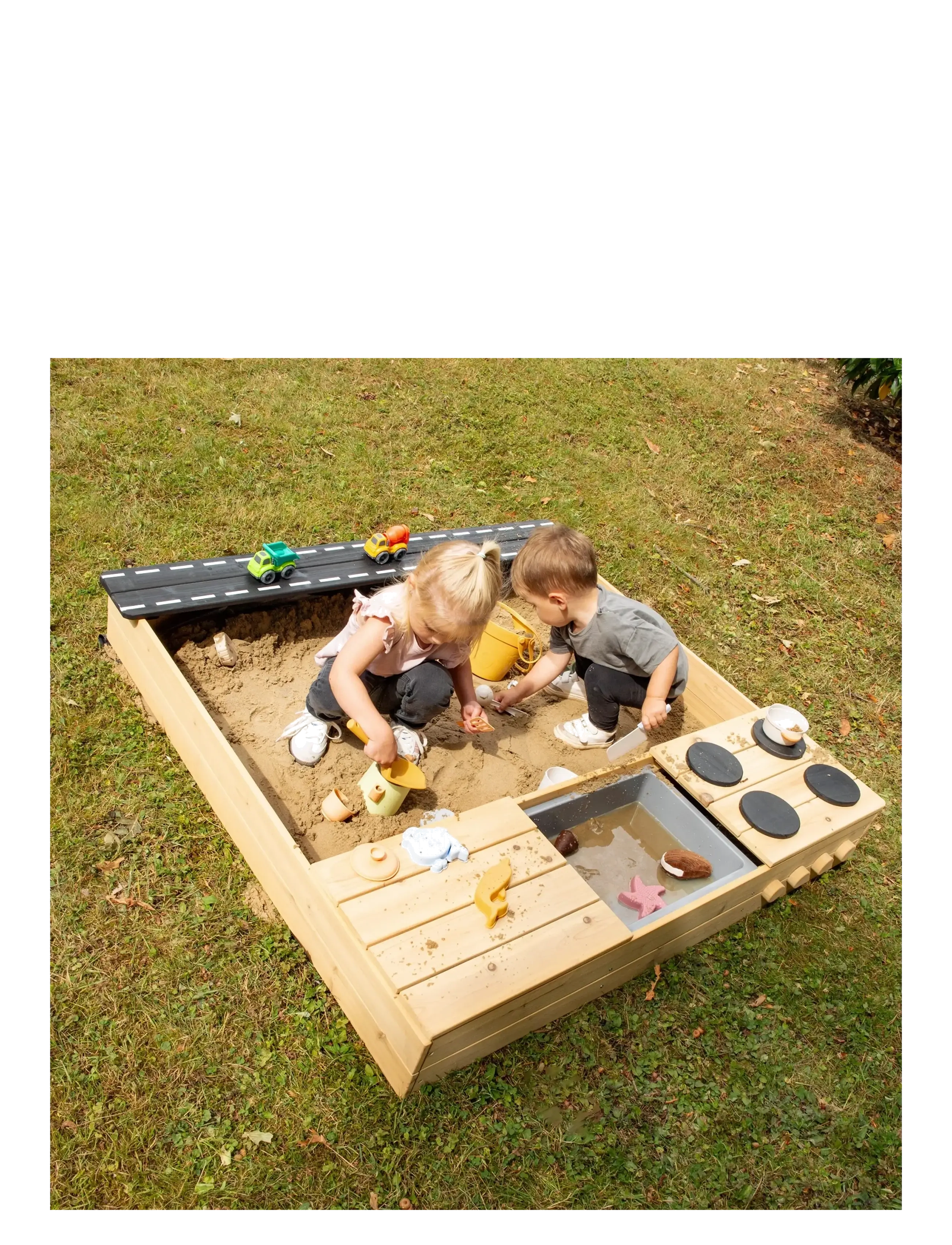 ROBA Sandpit With Road, Stove And Play Tray, One Size, Beige, Outdoor Legetøj > Sand Legetøj, Børn
