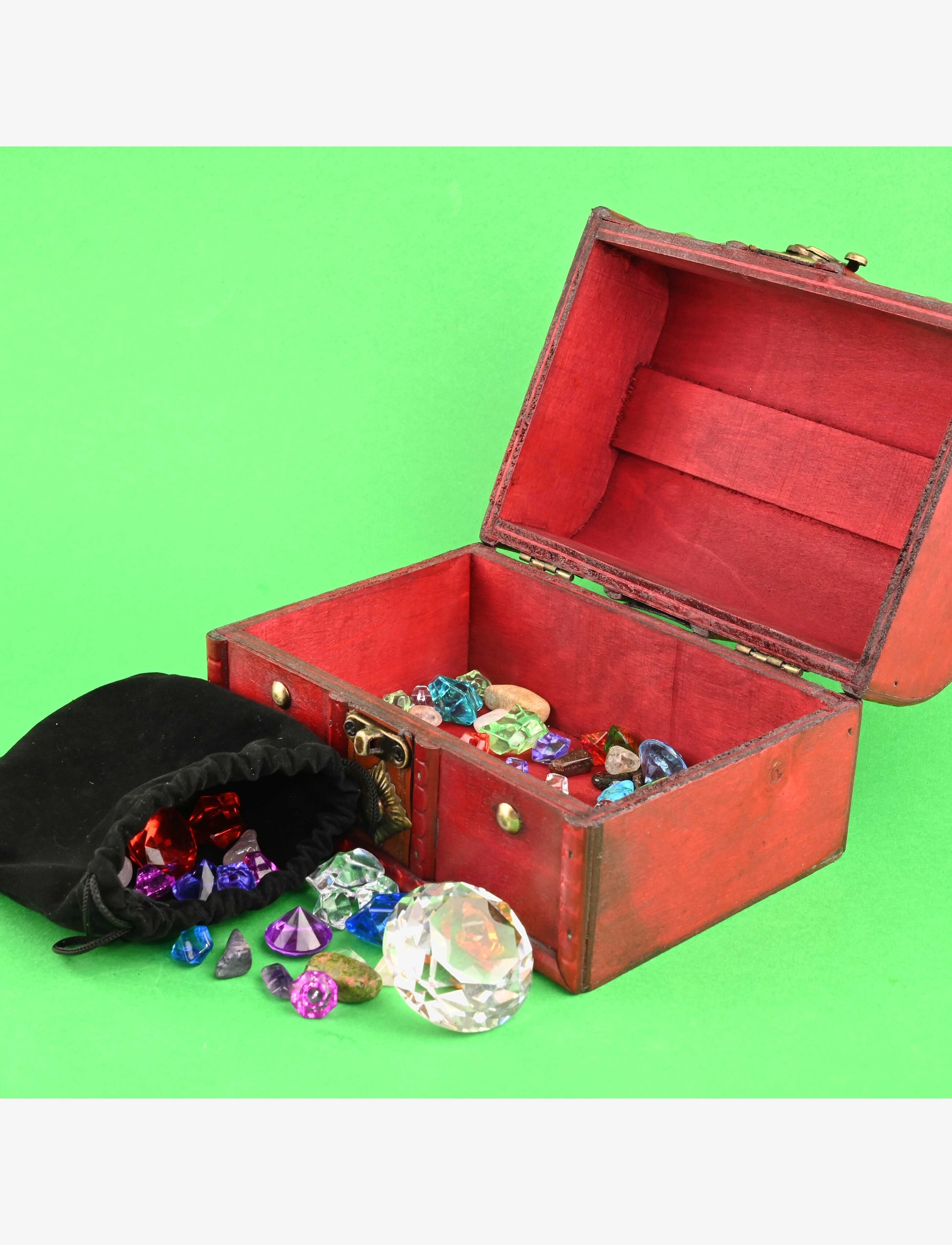 Robetoy - TREASURE CHEST WOODEN - red - 1