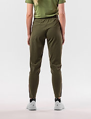 Rockay - Women's 20four7 Track Pants - sportinės kelnės - forest green - 5