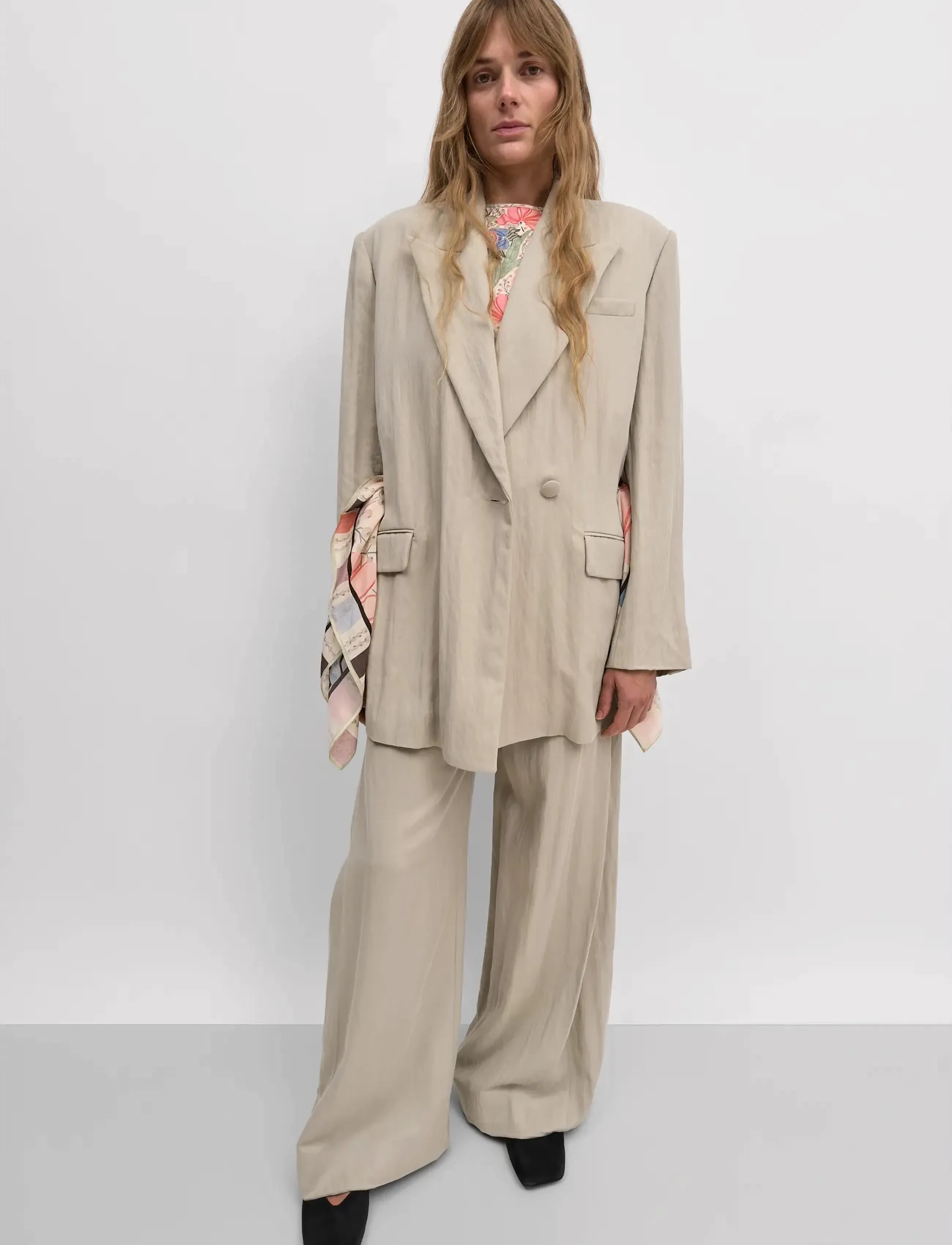 RODEBJER Rodebjer Stand Tencel, L, Beige, Designere > Belted Blazere, Dame