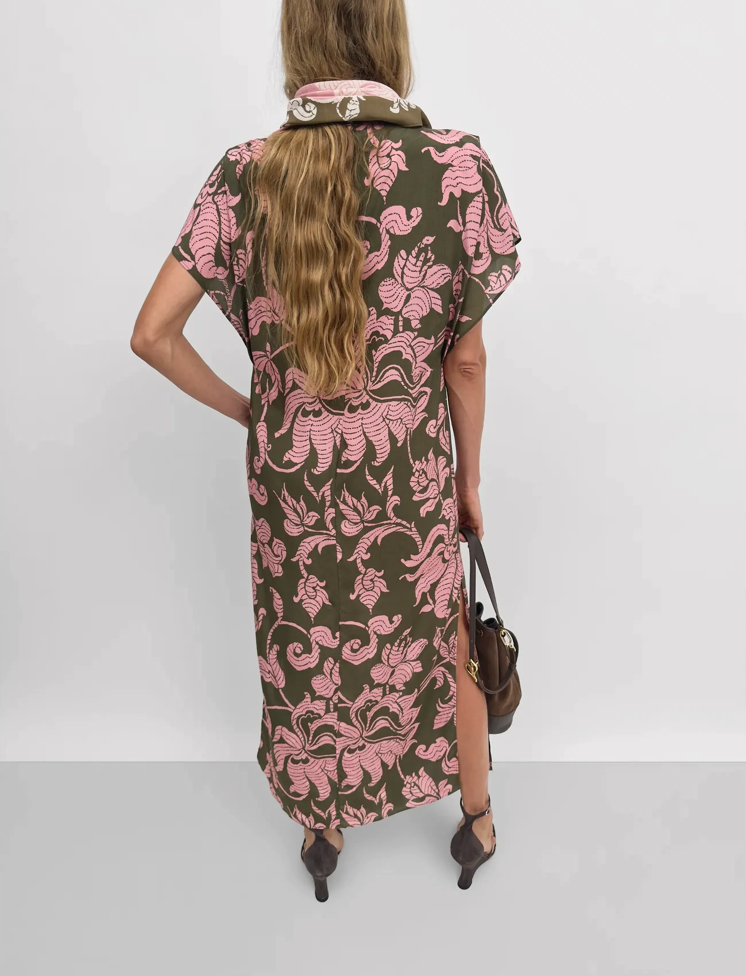 RODEBJER - Rodebjer Amalfi French Lily - maksikleidid - olive/pink - 5