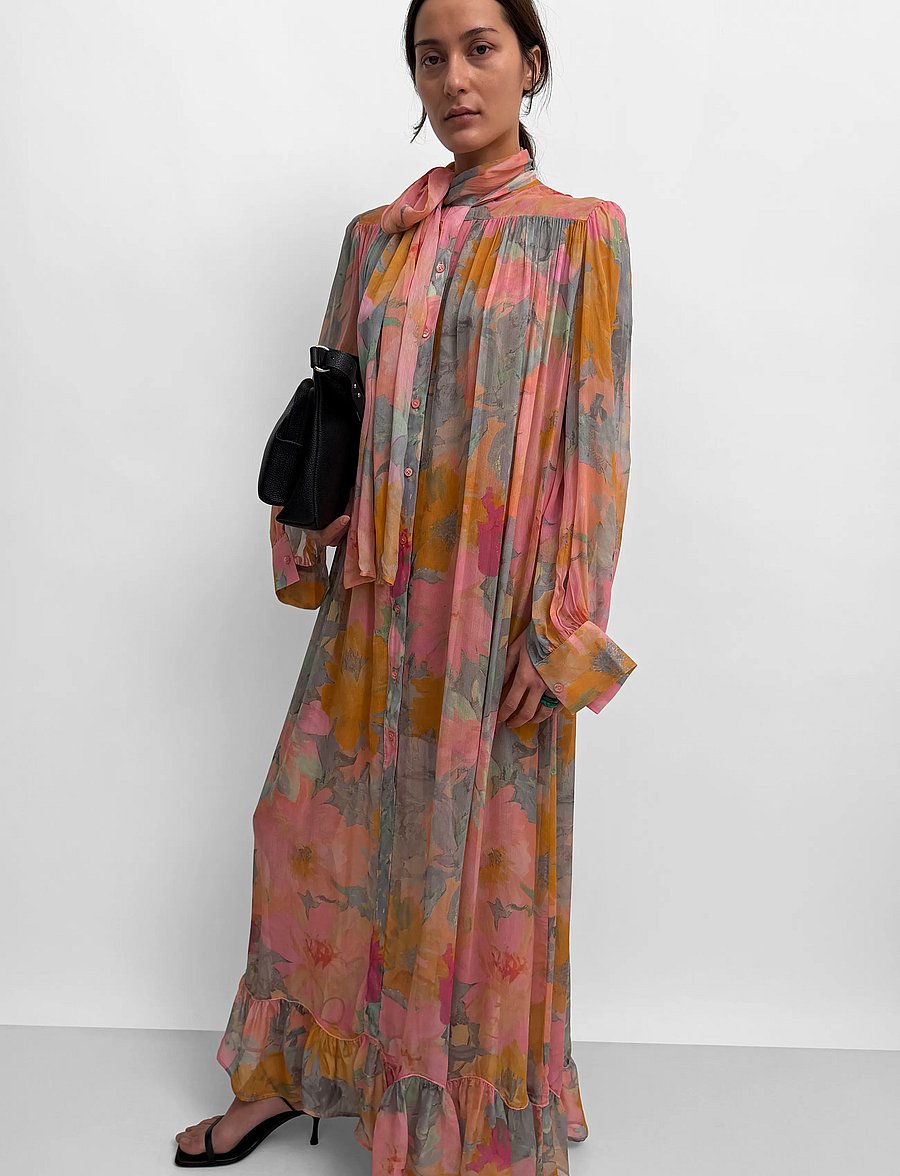RODEBJER - Rodebjer Nayomi Floral Chiffon - sommerkjoler - paint pink/saffron - 5