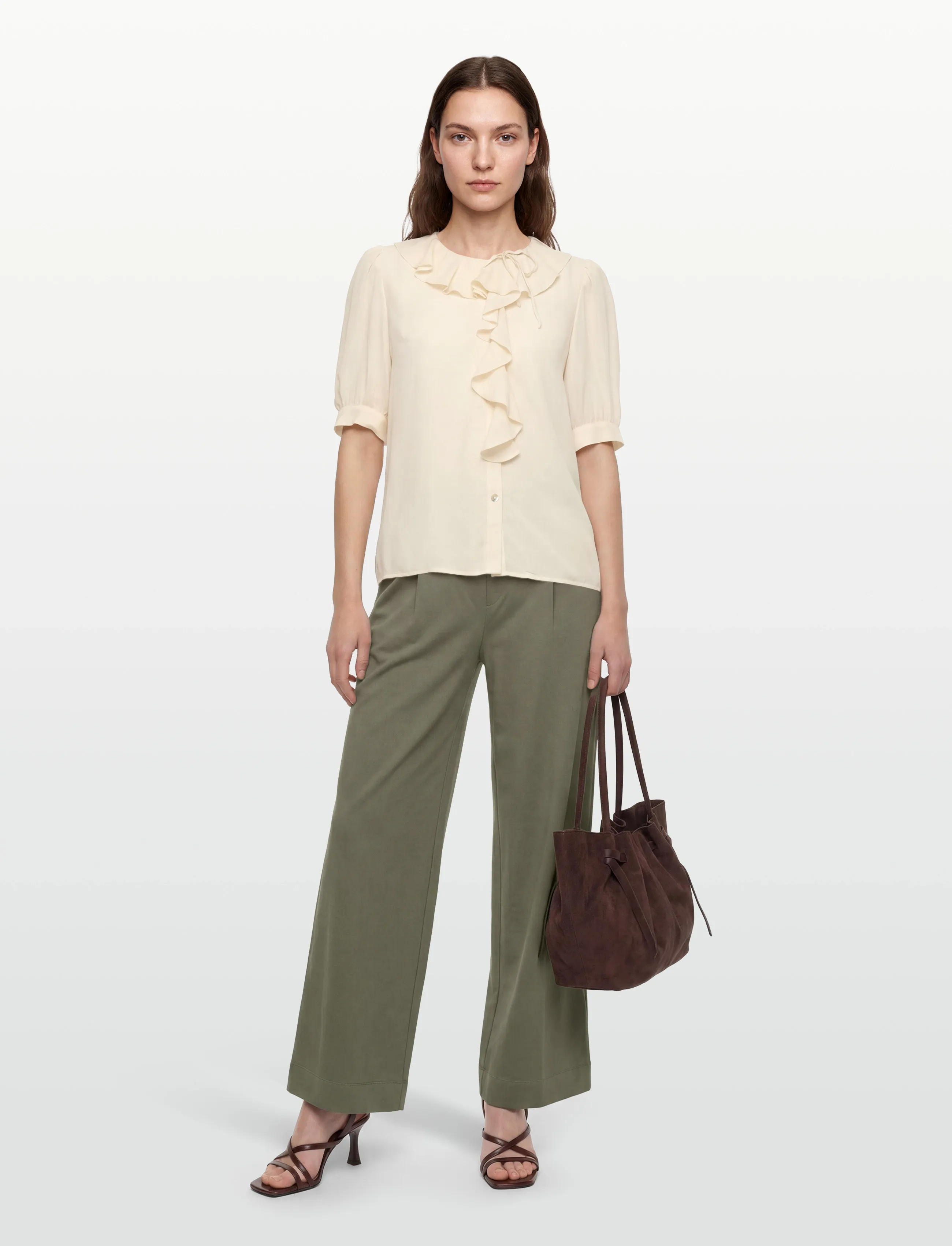 RODEBJER Rodebjer Xilla Fluid Solid, M, Cream, Bluser > Kortærmede, Dame