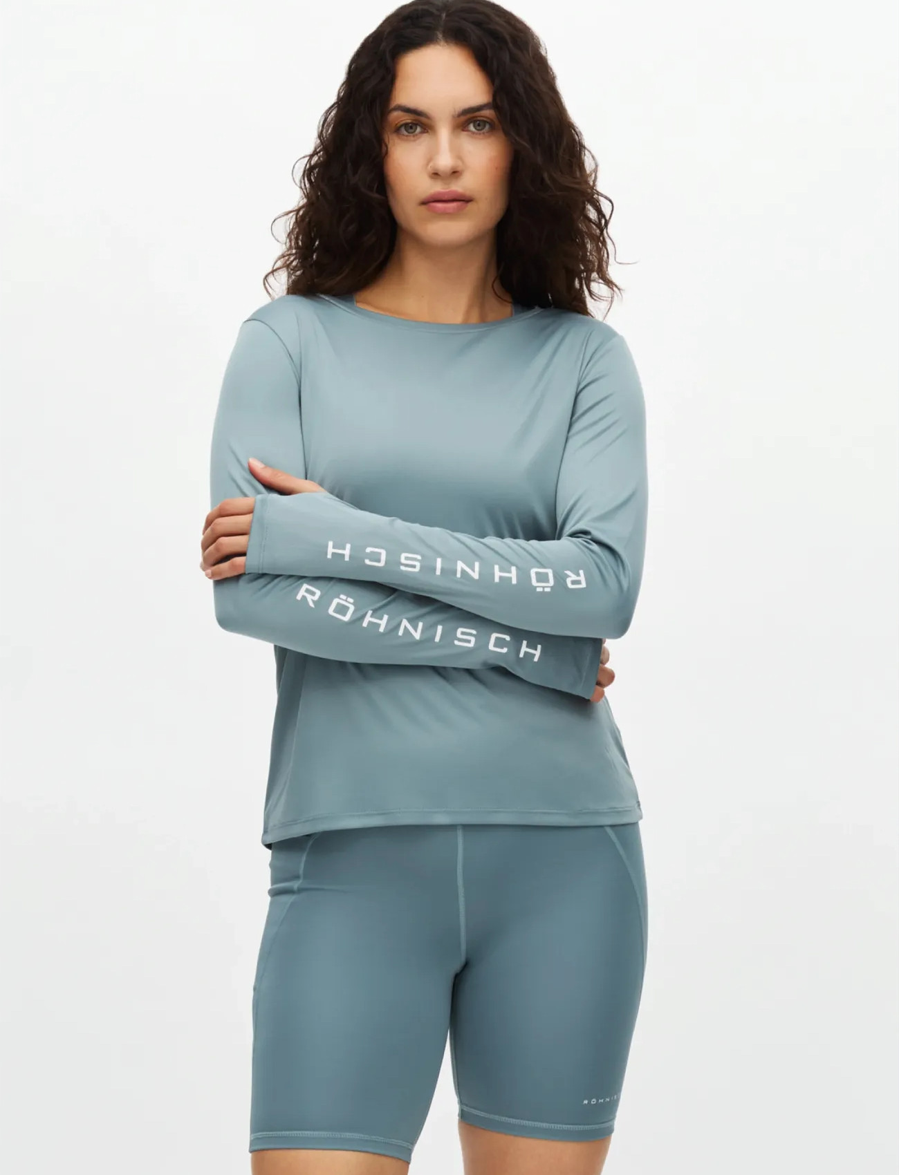 Röhnisch Team Logo Long Sleeve - - XS 8