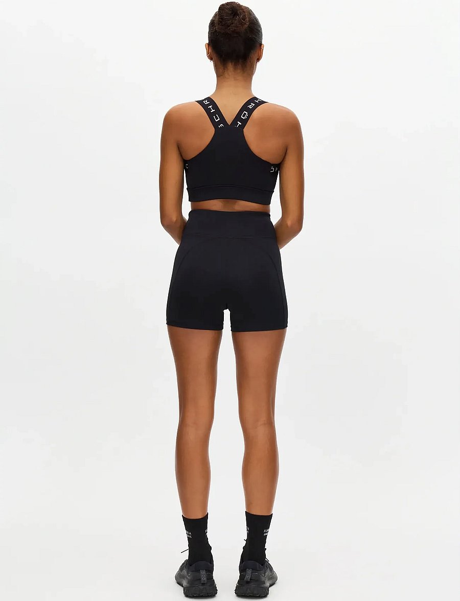 Röhnisch - Flattering Reg Waist Hotpants - lühikesed püksid - black - 4
