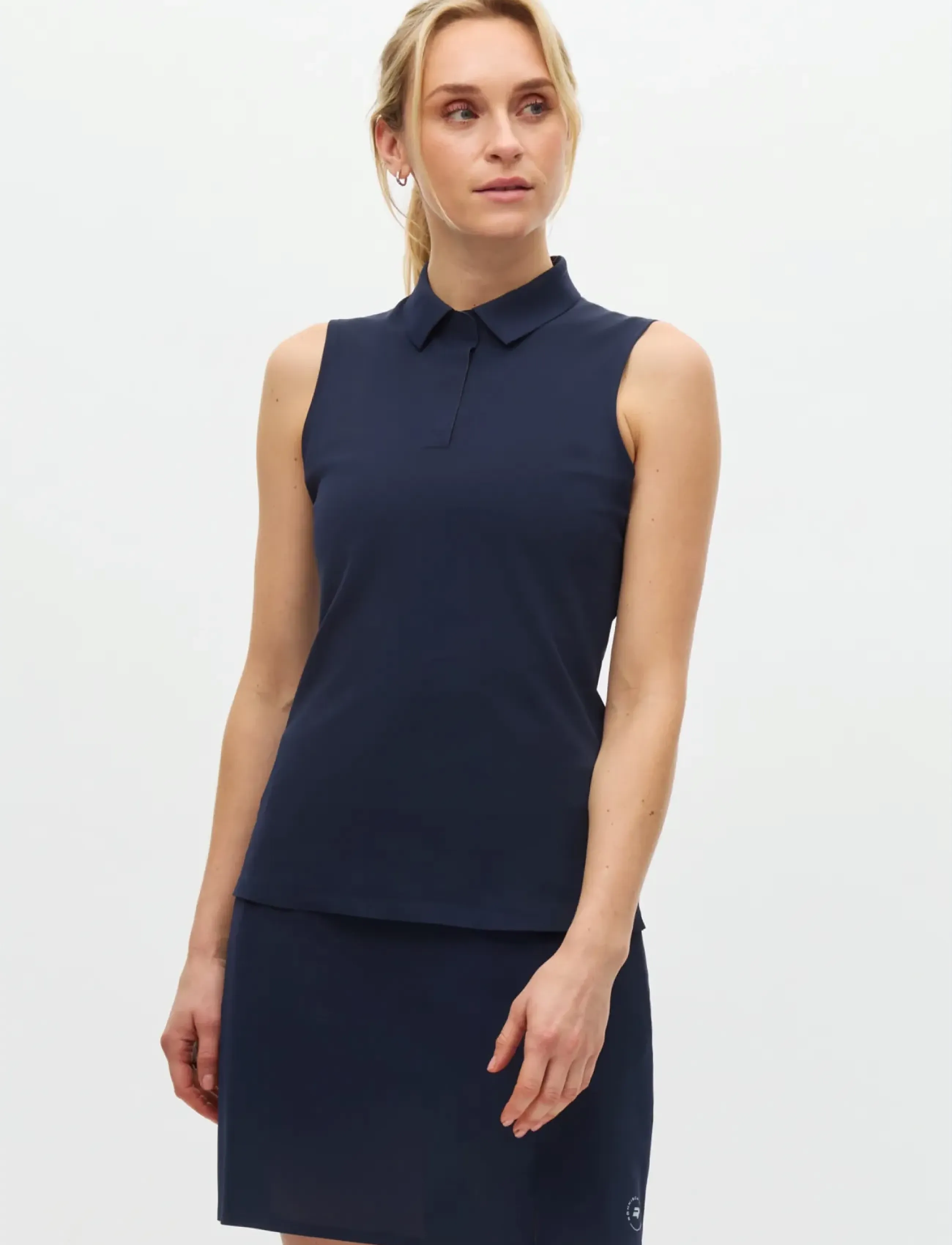 Röhnisch Fluid tech sleeveless poloshirt - T-särgid ja alussärgid - NAVY / navy