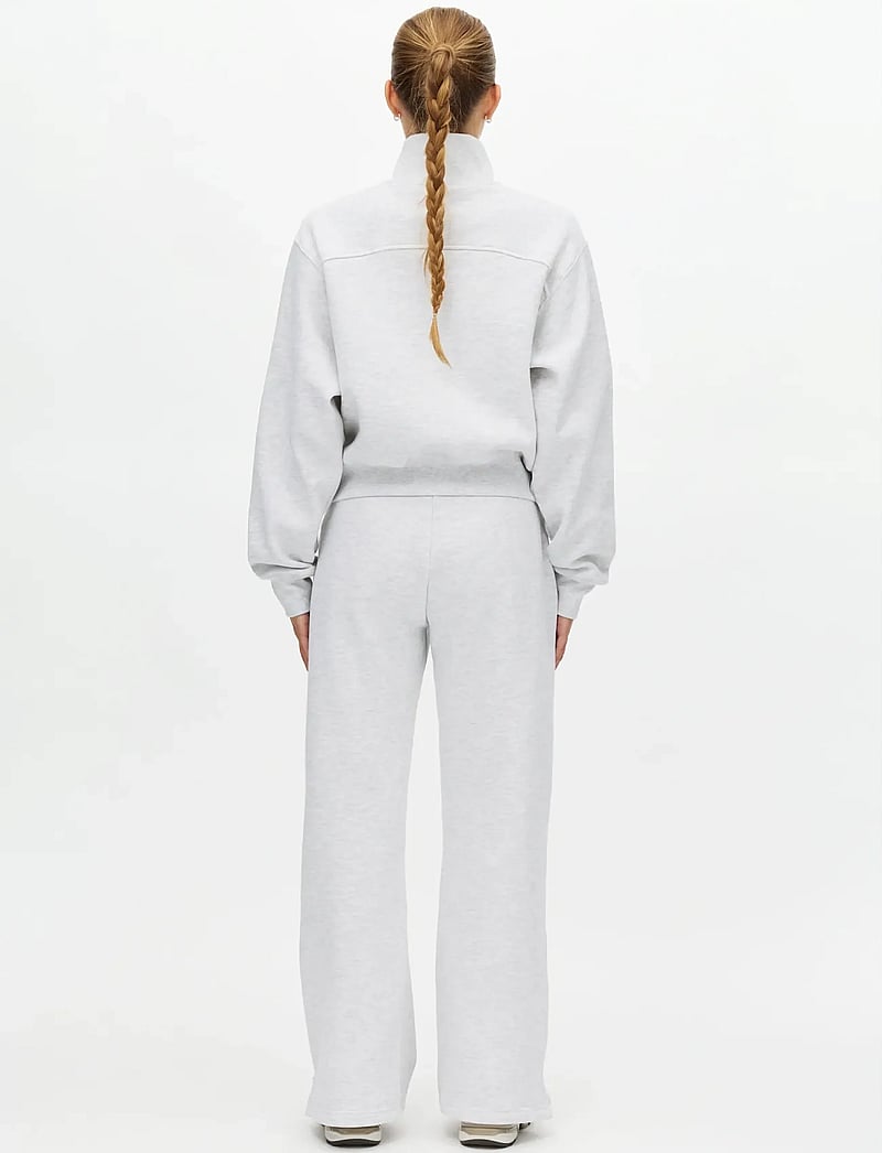Röhnisch - Base Sweat Half Zip - sporta džemperi - light grey melange - 3