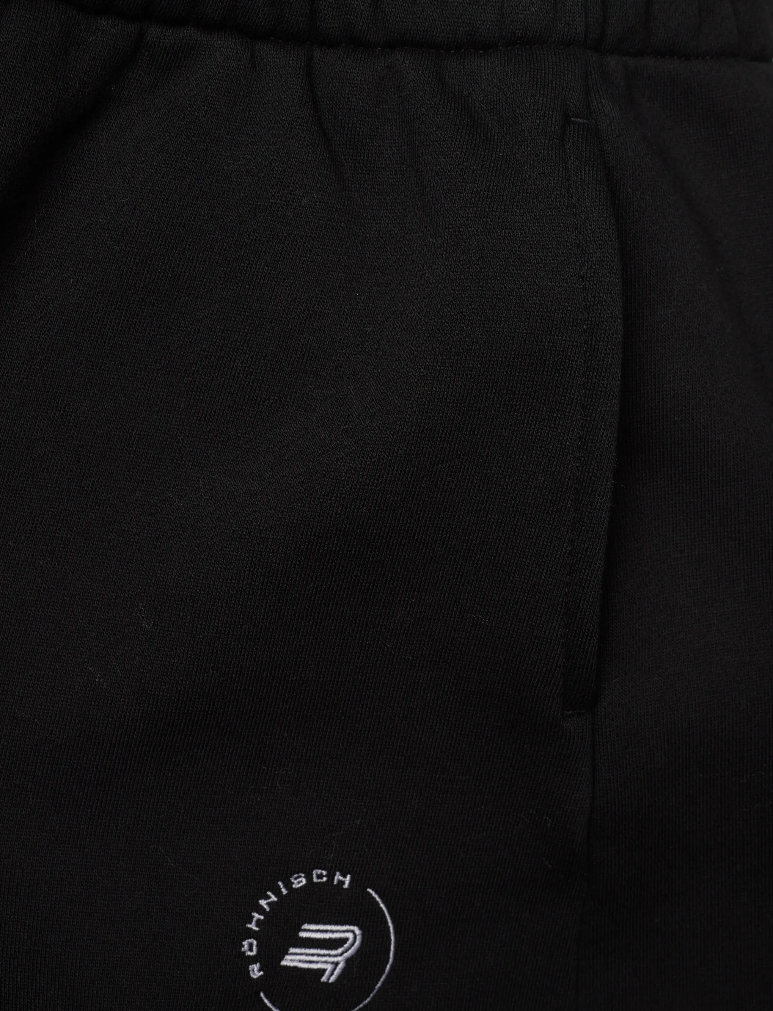 Röhnisch - Base Sweatshorts - bottoms - black - 4