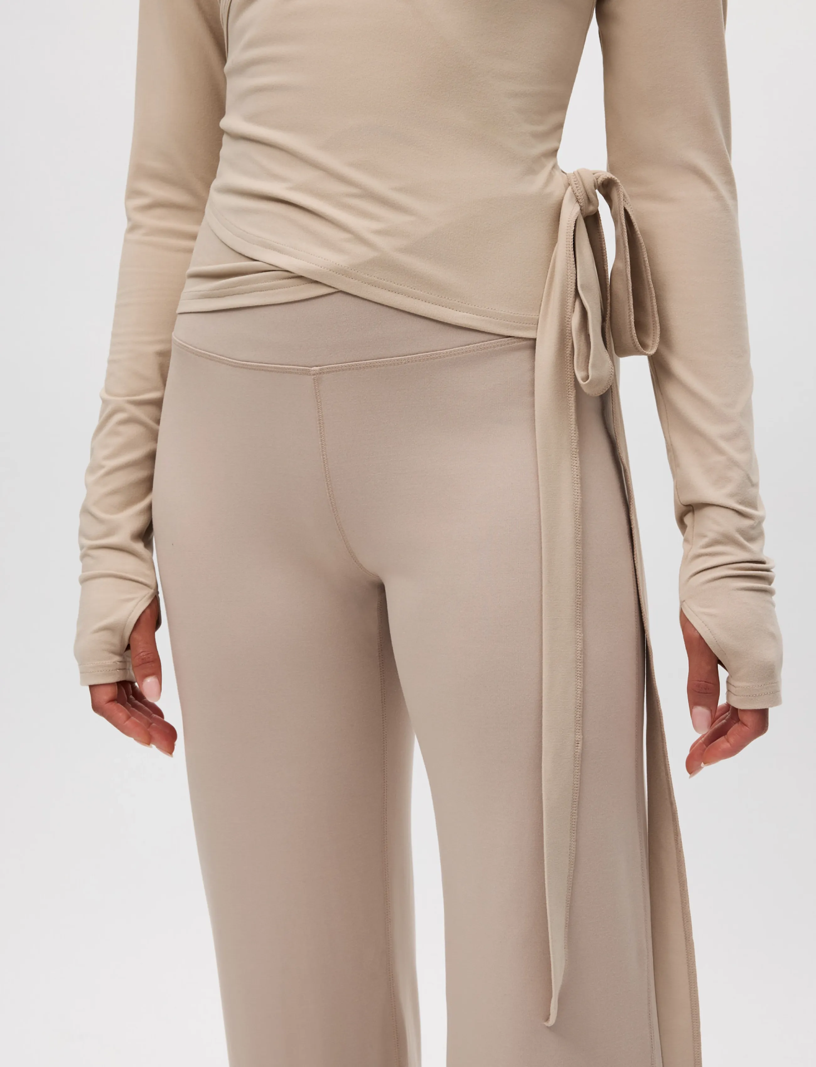 Röhnisch - Smoothflex Wrap Top - crop tops - string - 4