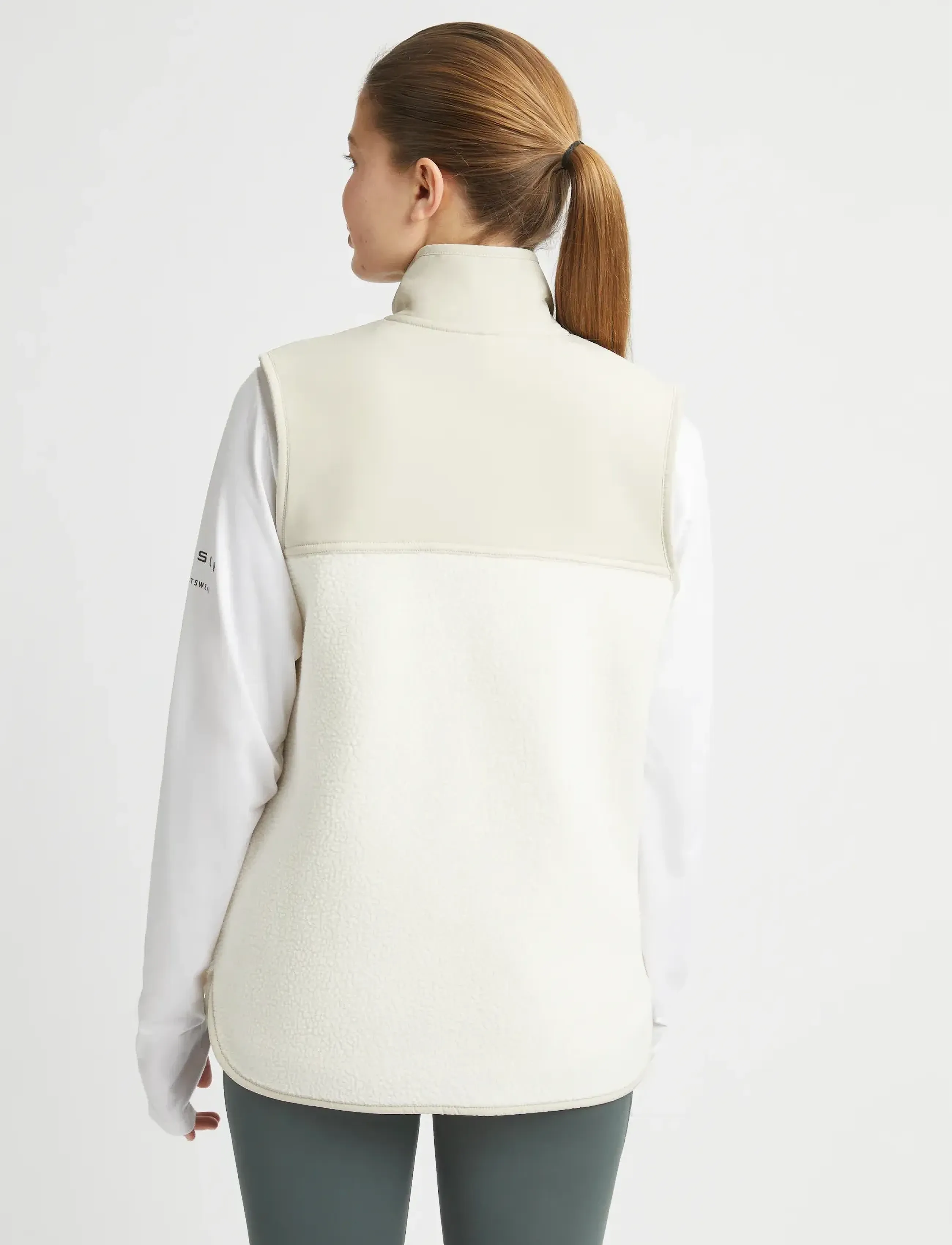Röhnisch - Phoebe Vest - ulkovaatteet - peyote beige - 2