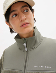 Röhnisch - Phoebe Pile Jacket - mid layer jackets - vetiver green - 3