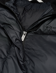 Röhnisch - Mapei Long Jacket - gewatteerde jassen - black - 2
