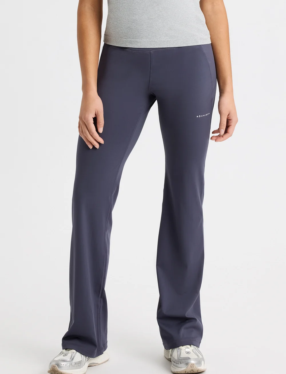 Röhnisch - Flattering High Waist Pants - trainingshosen - dk grey plum - 0