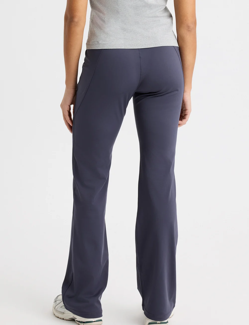 Röhnisch - Flattering High Waist Pants - trainingshosen - dk grey plum - 4