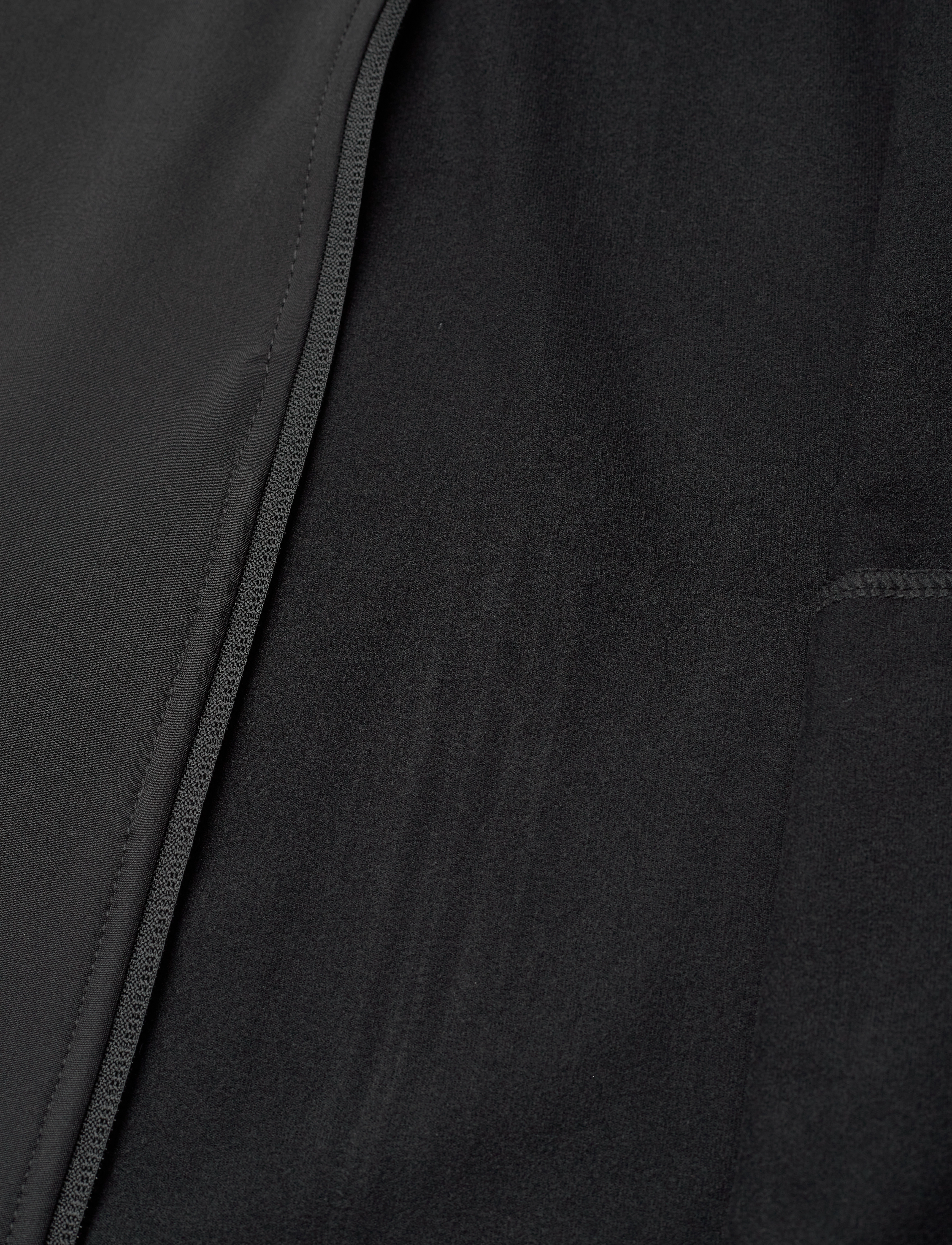 Röhnisch - Aimi Midlayer Jacket - black - 4