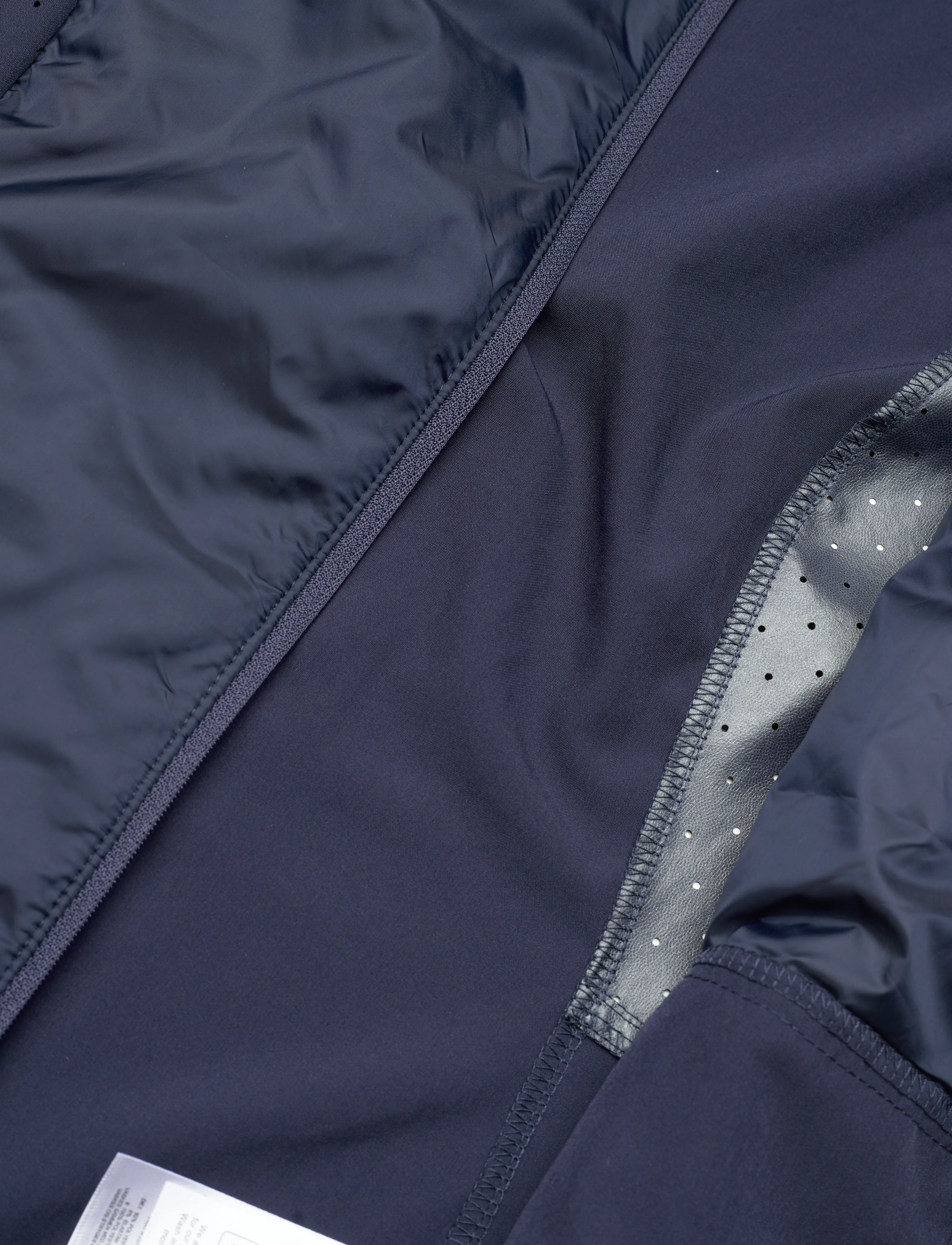 Röhnisch - Pace Vest - navy - 4