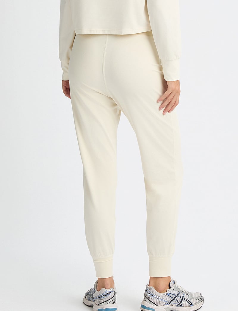 Röhnisch - Soft Jersey Pants - trainingshosen - tofu - 3