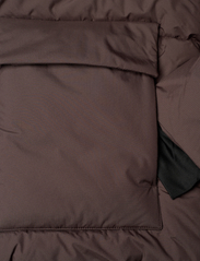 Röhnisch - Suri Jacket - down- & padded jackets - seal brown - 4