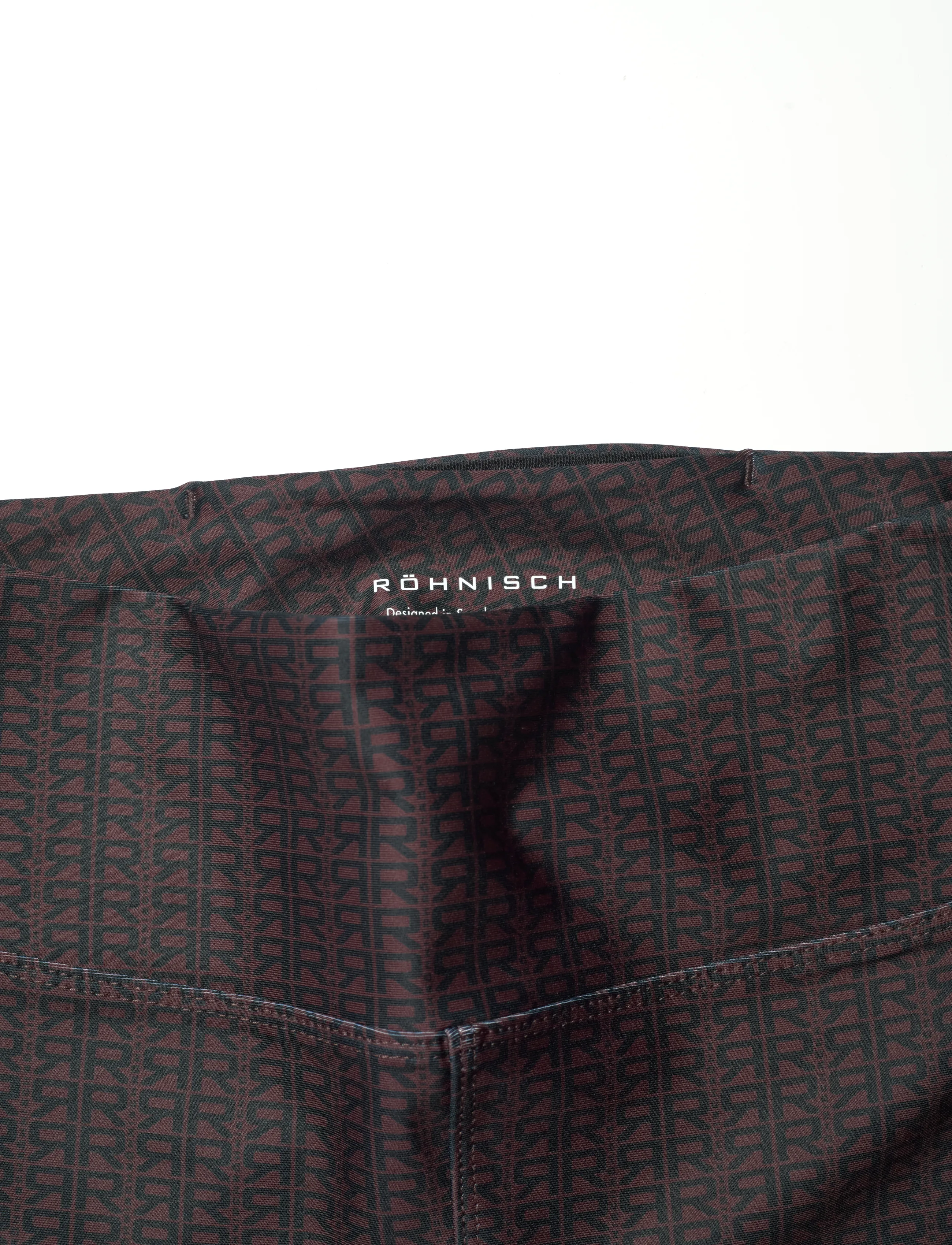 Röhnisch - Printed High Waist Tights - træningstights - typographic brown - 2