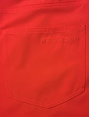 Röhnisch - Chie Comfort Bermuda - sports shorts - flame scarlet - 4