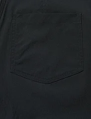 Röhnisch - Lightstretch Shorts - sports shorts - black - 6