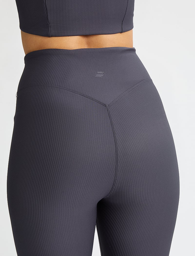 Röhnisch - Ribbed R HW Tights - collants d'entraînement - dk grey plum - 0