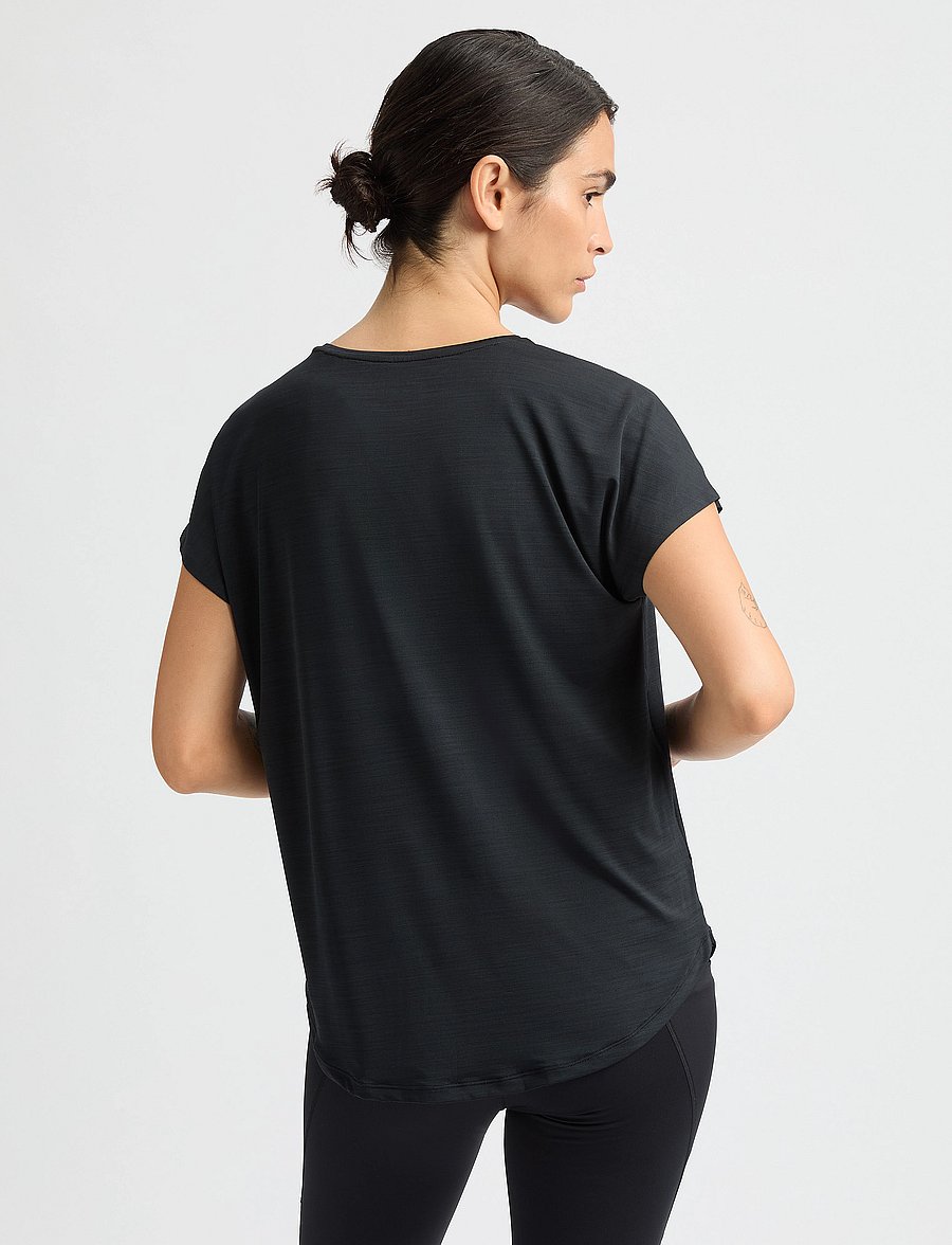 Röhnisch - Motion Loose Tee - t-shirts - black - 3
