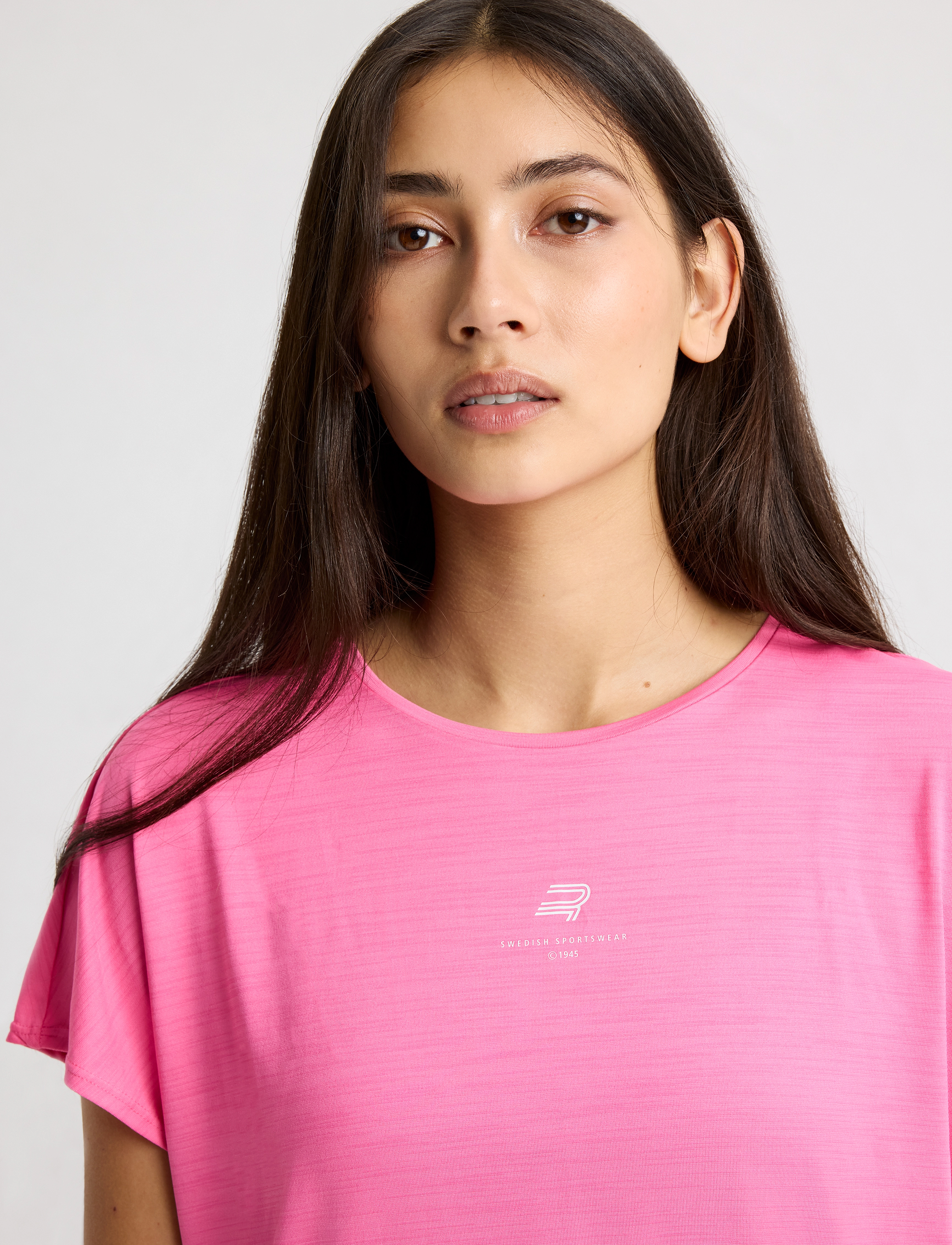 Röhnisch - Motion Loose Tee - t-shirts - carmine rose - 2