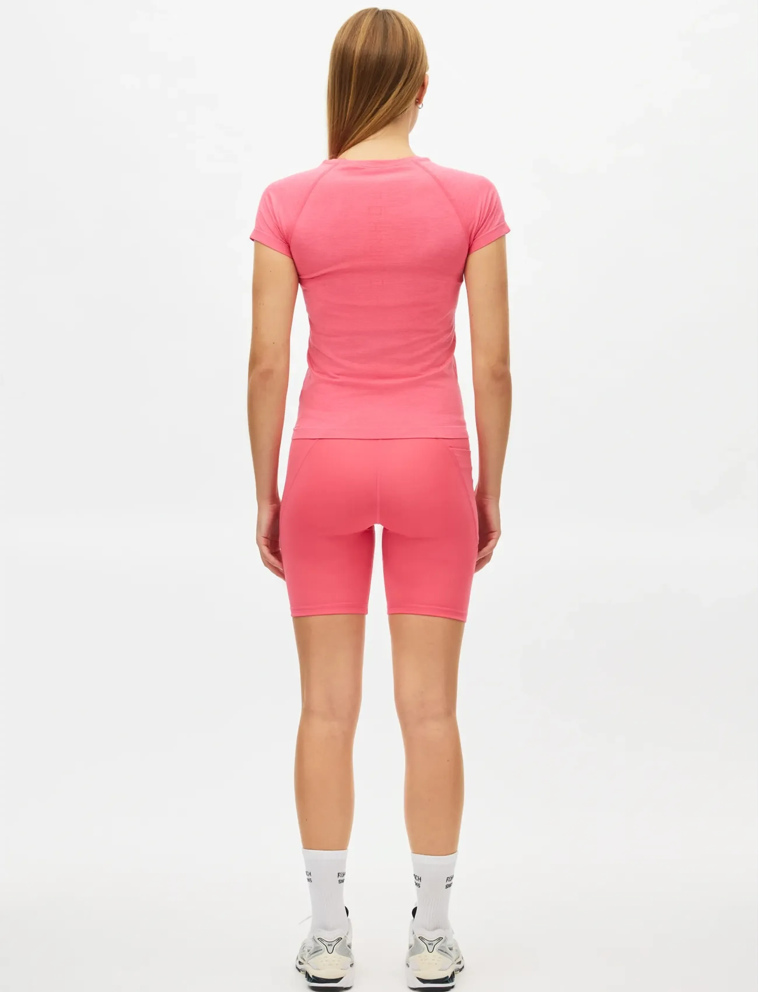Röhnisch - Seamless Flex Tee - t-shirts - fruit dove - 4