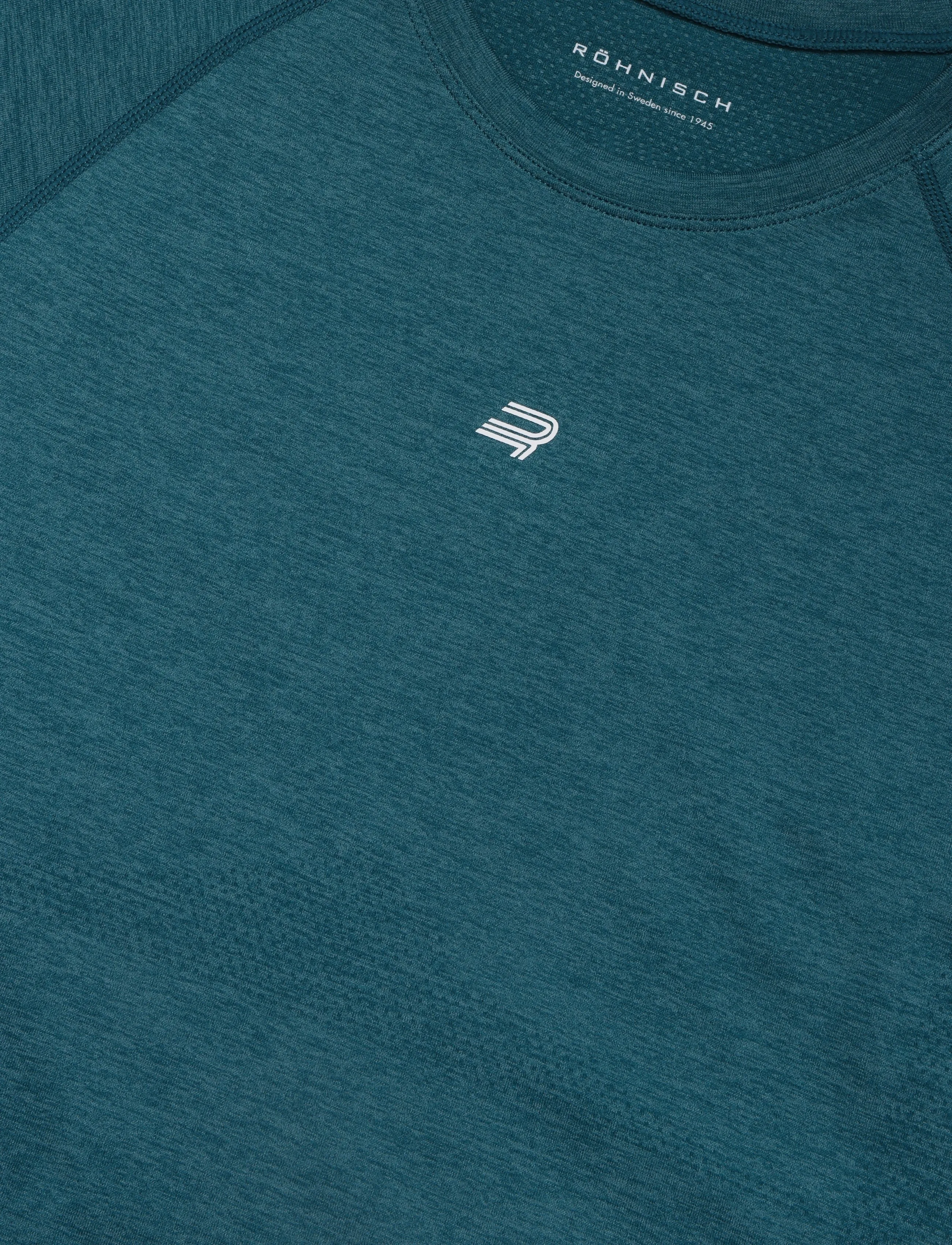 Röhnisch - Seamless Flex Tee - t-shirts - legion blue - 2