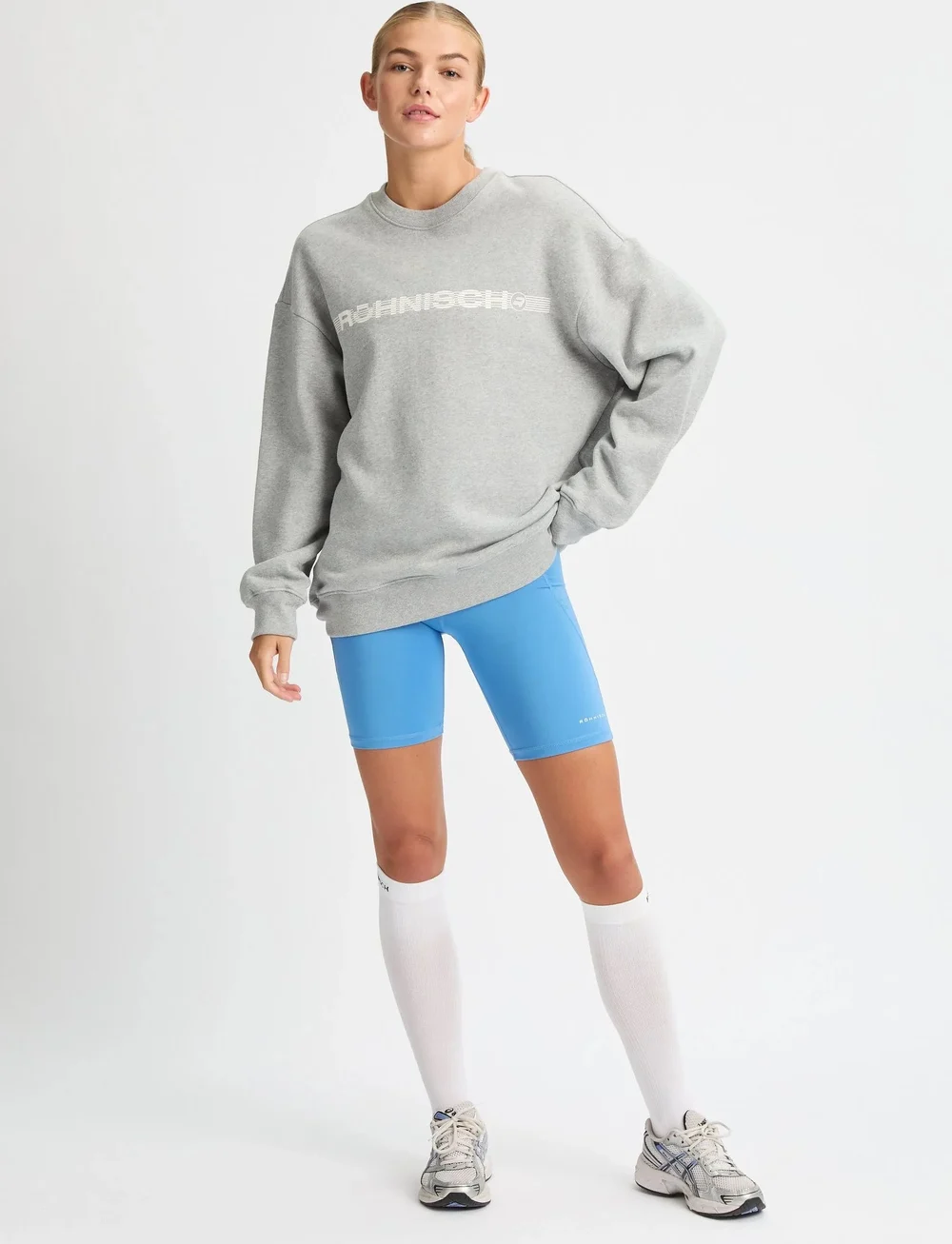 Röhnisch - Cotton Emblem Sweatshirt - sweatshirts - grey melange - 5