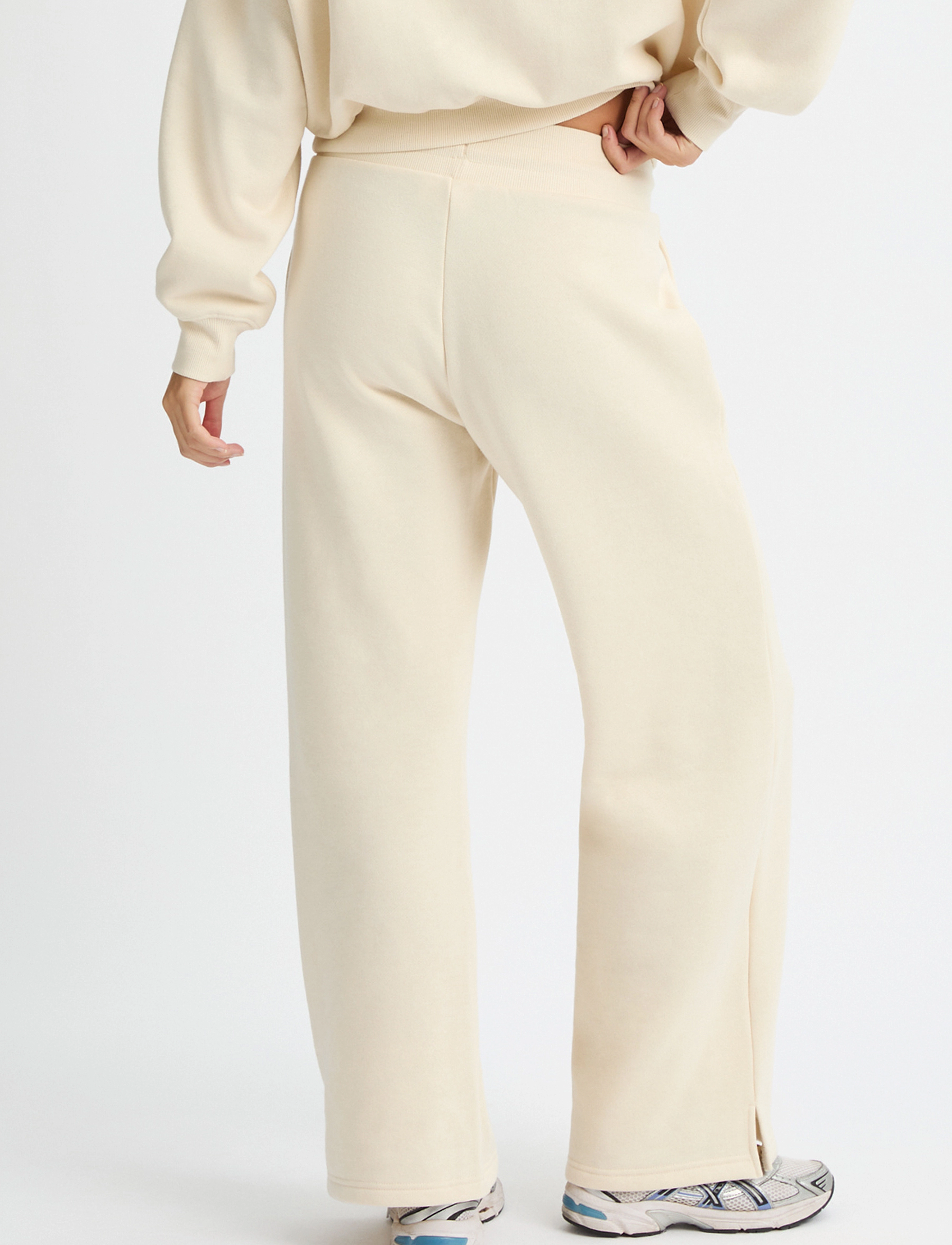 Röhnisch - Soft Sweat Wide Pants - träningsbyxor - light gray - 2