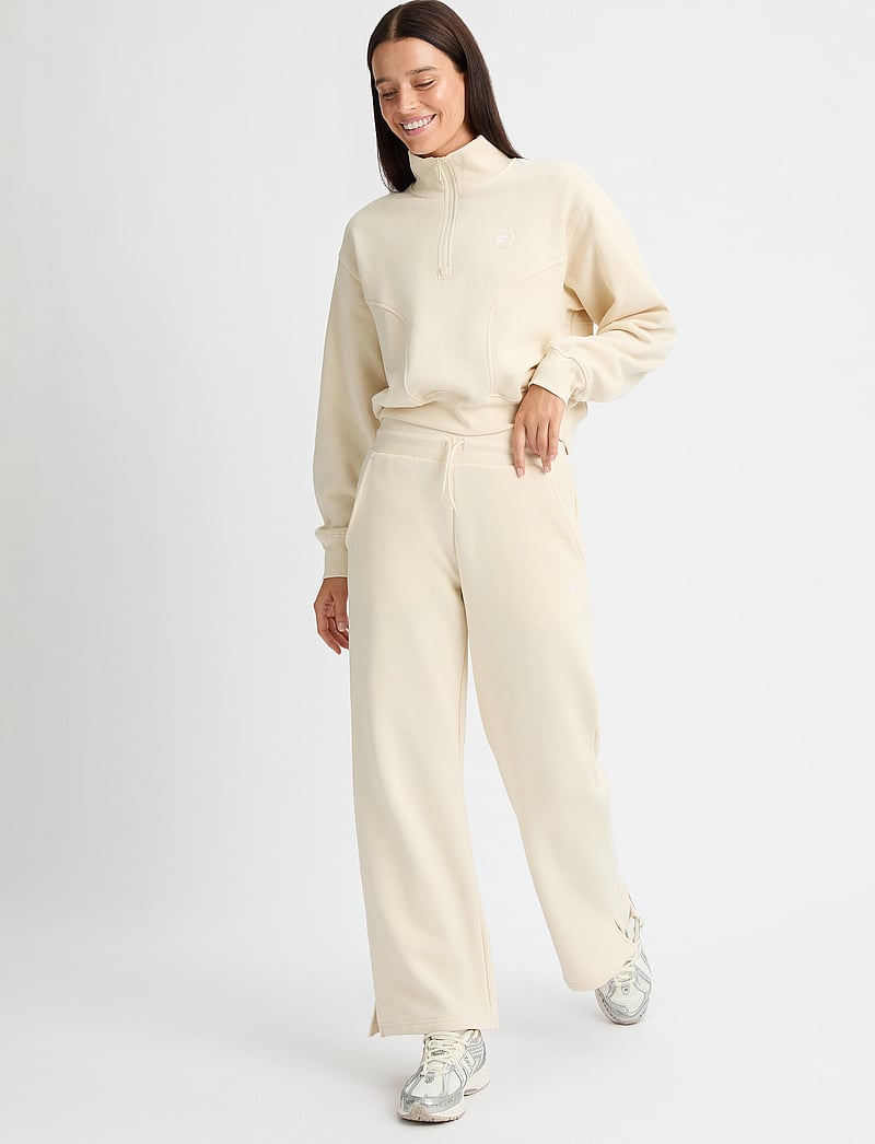 Röhnisch - Soft Sweat Wide Pants - joggingbukser - light gray - 3