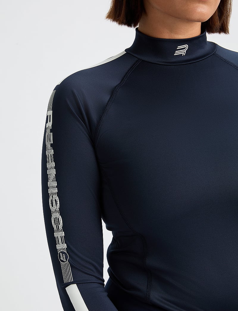 Röhnisch - Ultra Viola UV LS Top - långärmade tröjor - navy - 3