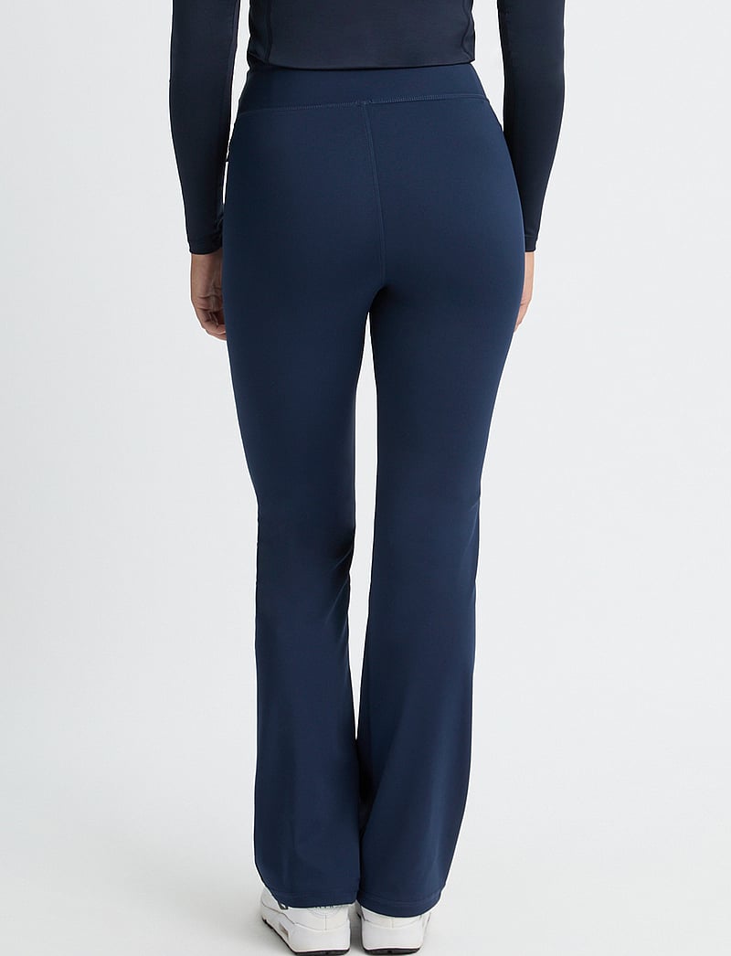 Röhnisch - Pull on Flattering Golf Pant - golfbukser - navy - 3