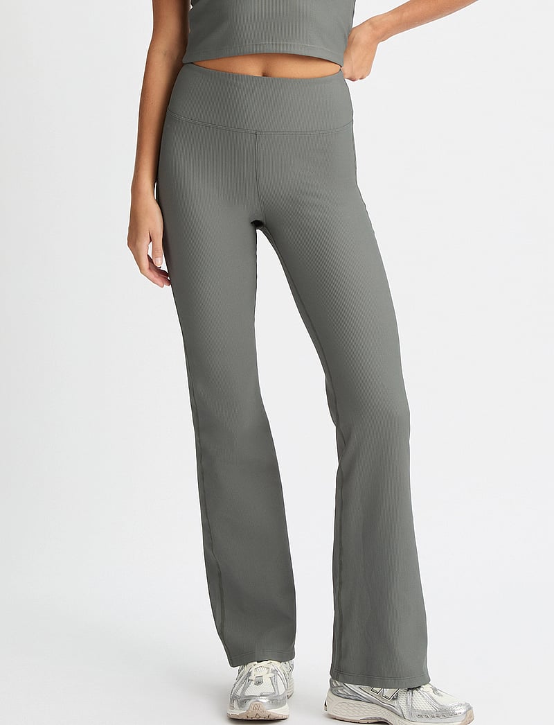 Röhnisch - Ribbed R Flare HW Tight - trainingshosen - gunmetal - 0