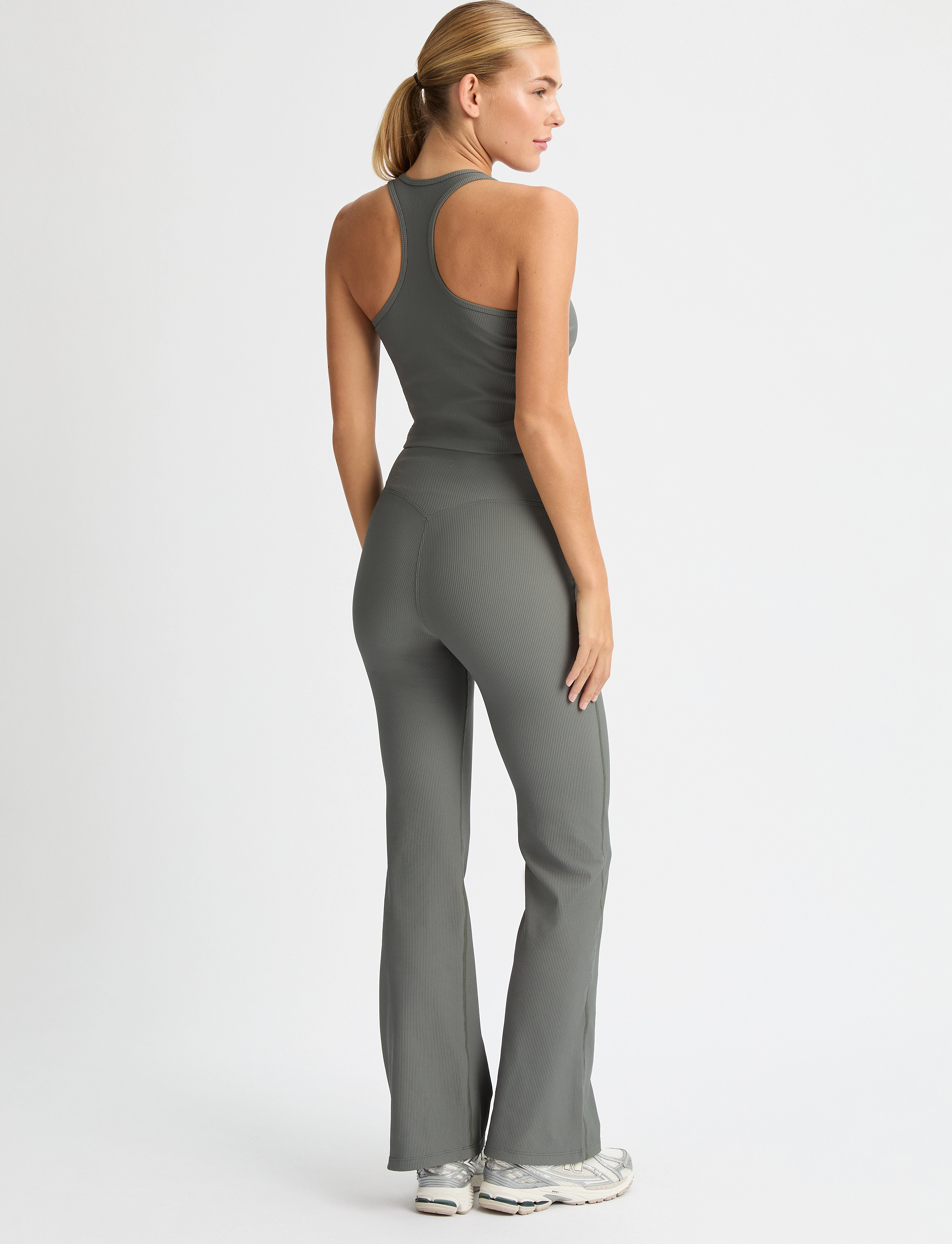 Röhnisch - Ribbed R Flare HW Tight - collants d'entraînement - gunmetal - 4