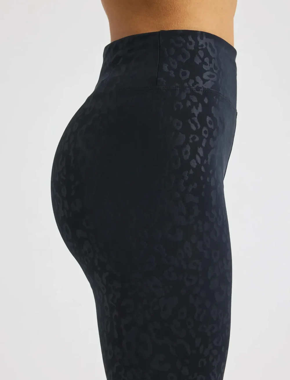 Röhnisch - Leo Emboss HW Tights - tights - leo emboss black - 5