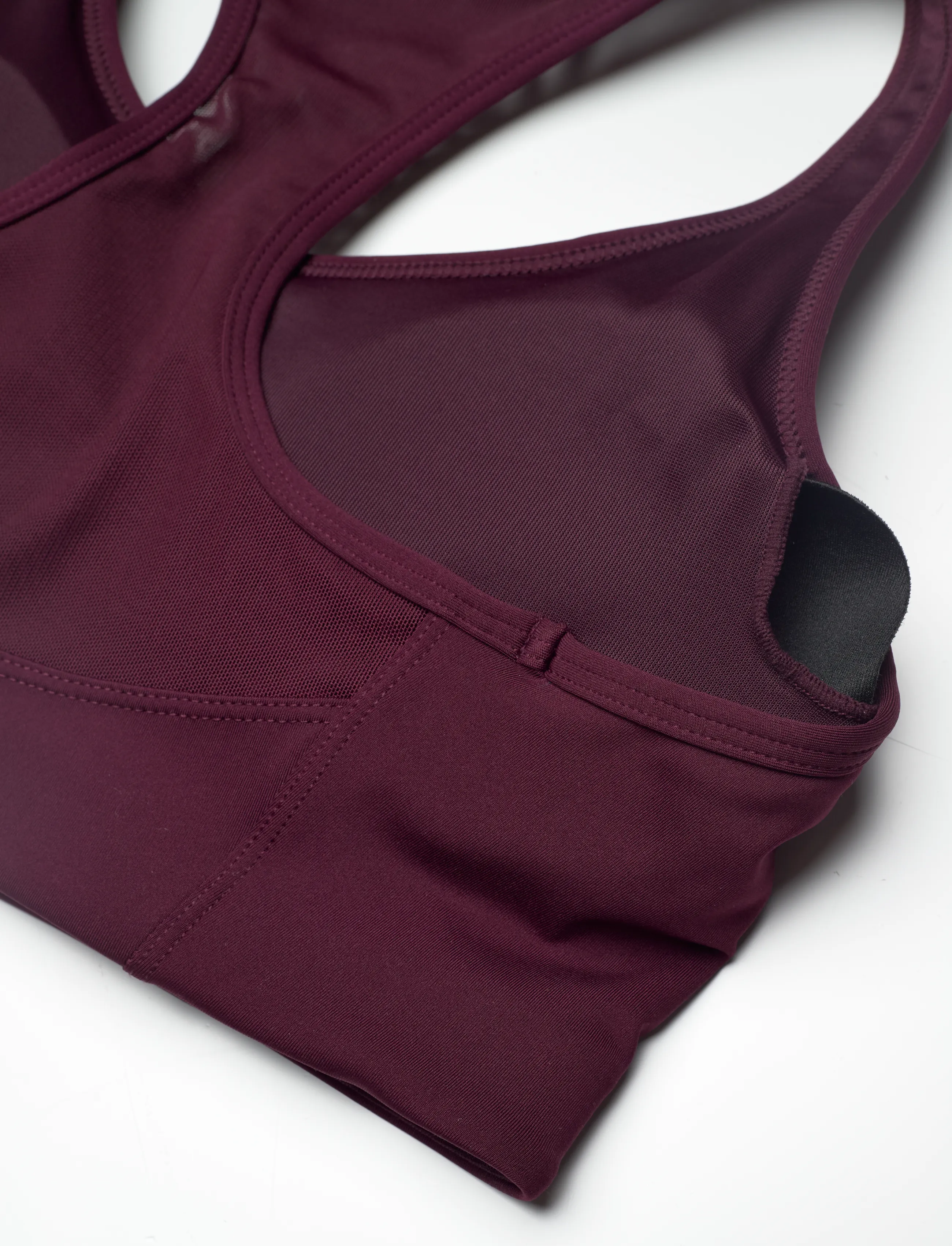 Röhnisch - Flattering Mesh Sportsbra - høj støtte - winetasting - 3