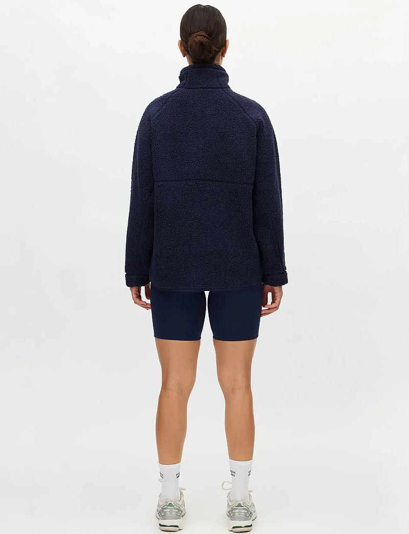 Röhnisch - Cloud Pile Anorak - tops - indigo - 3