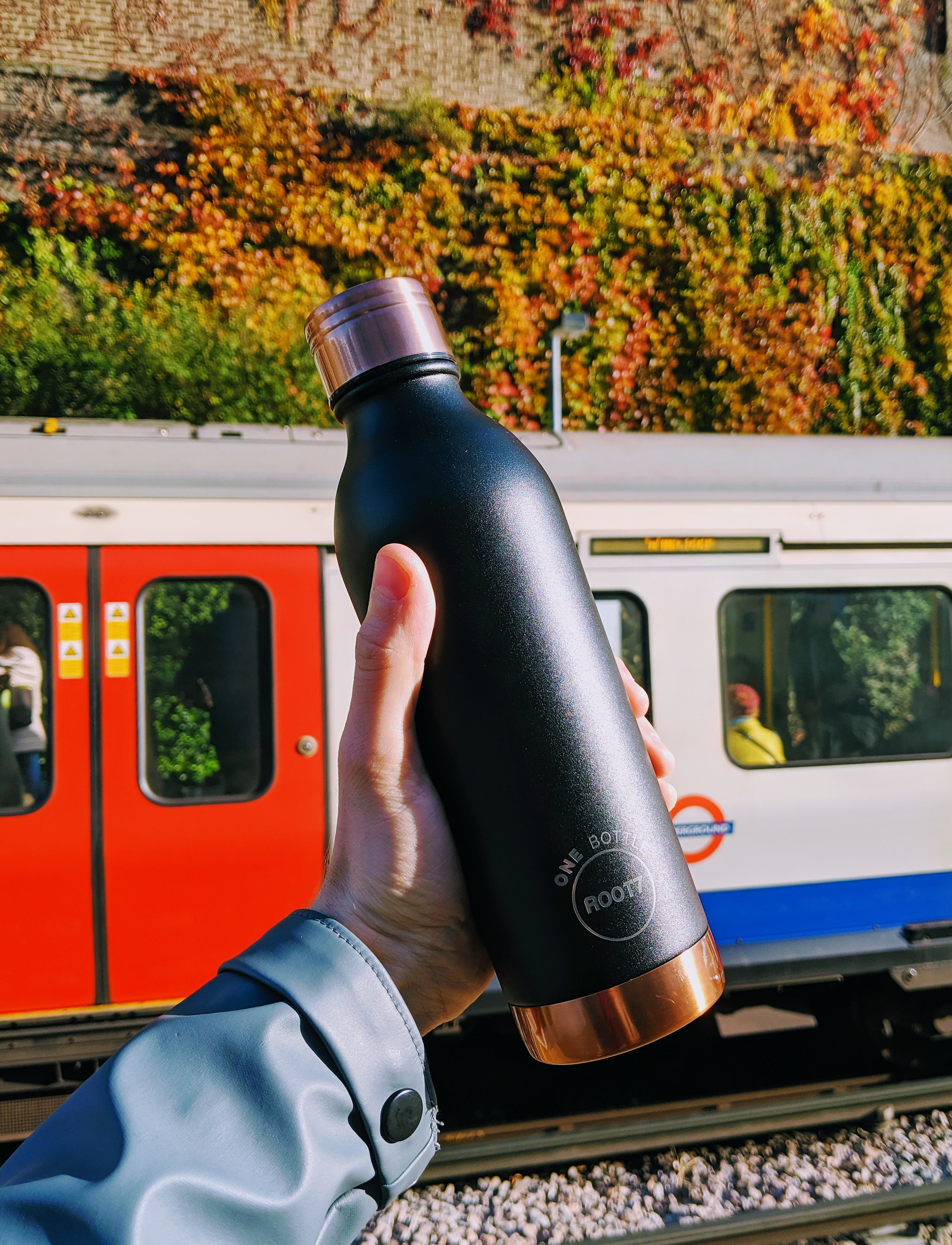 Root7 - One Bottle - black - 1